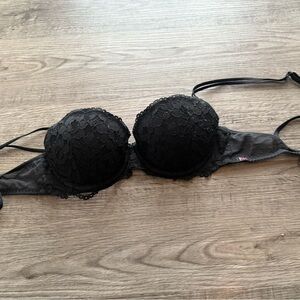 PINK Victoria's Secret Black Lace Bra! Date Push Up! 32C.